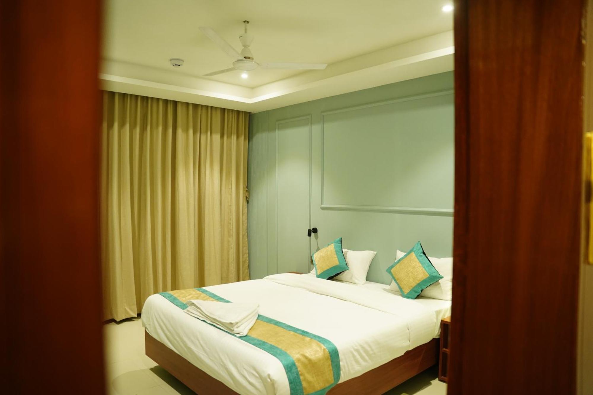 Hotel Sai Krishna Shirdi Eksteriør bilde