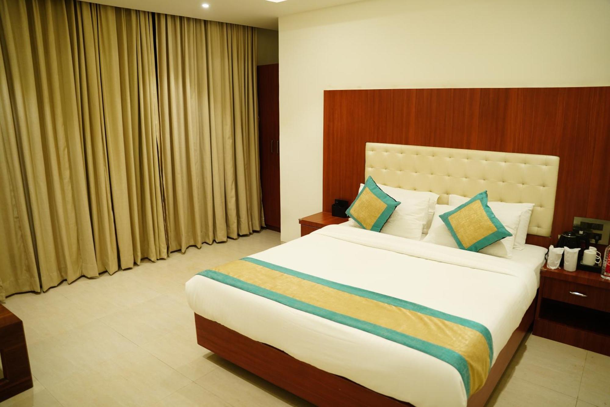 Hotel Sai Krishna Shirdi Eksteriør bilde